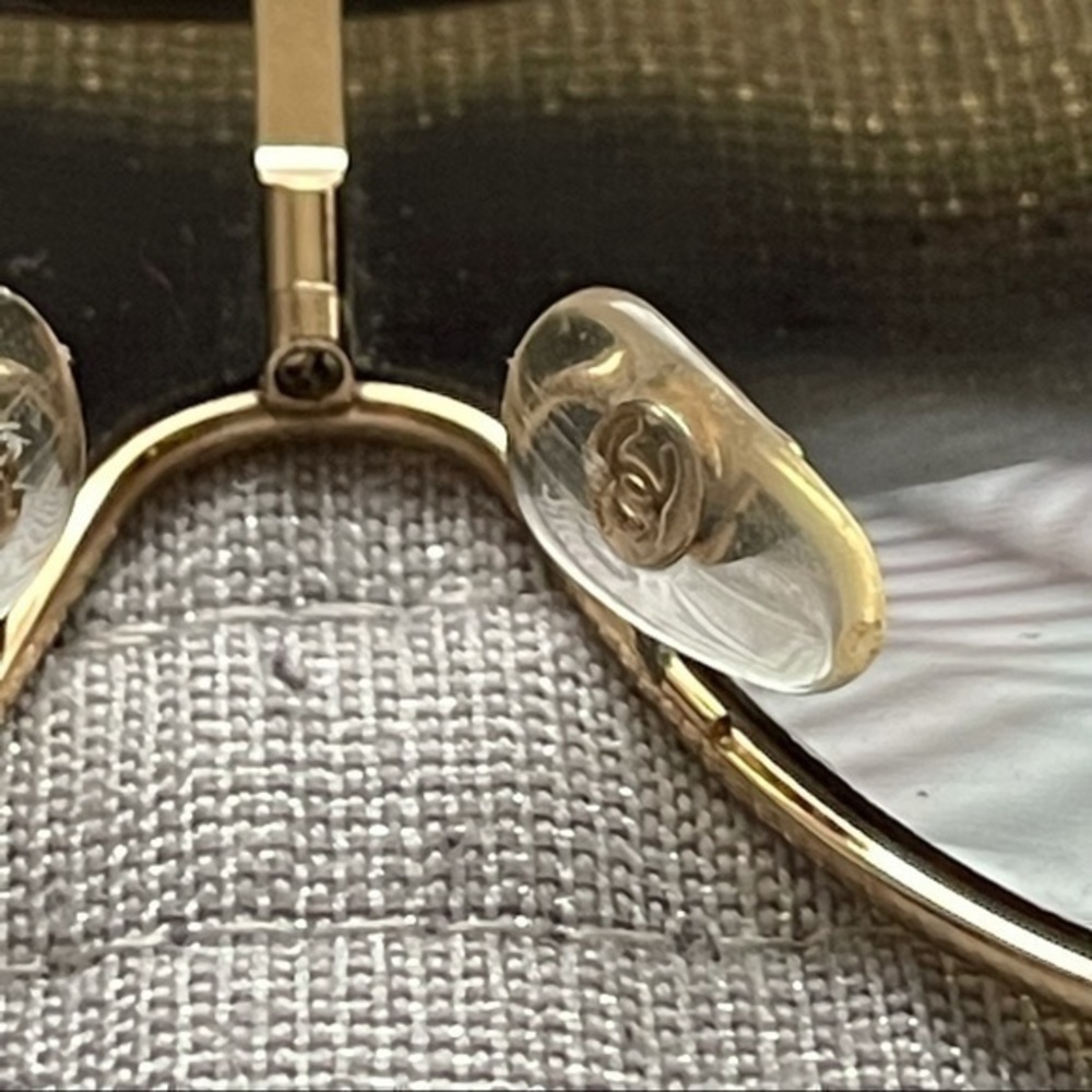 CHANEL Vintage THE 1999 Sunglasses - Picture 7 of 16